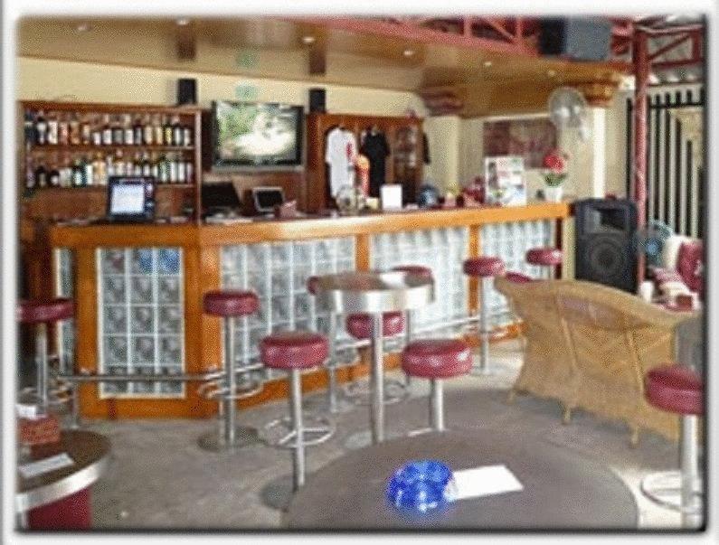 Golden Rooster Hotel Sihanoukville Bagian luar foto