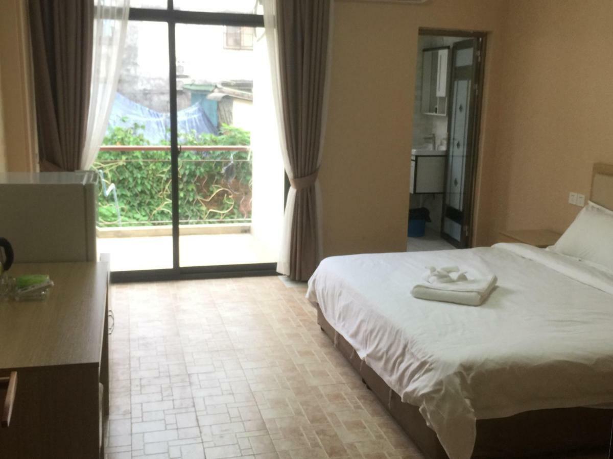 Golden Rooster Hotel Sihanoukville Bagian luar foto