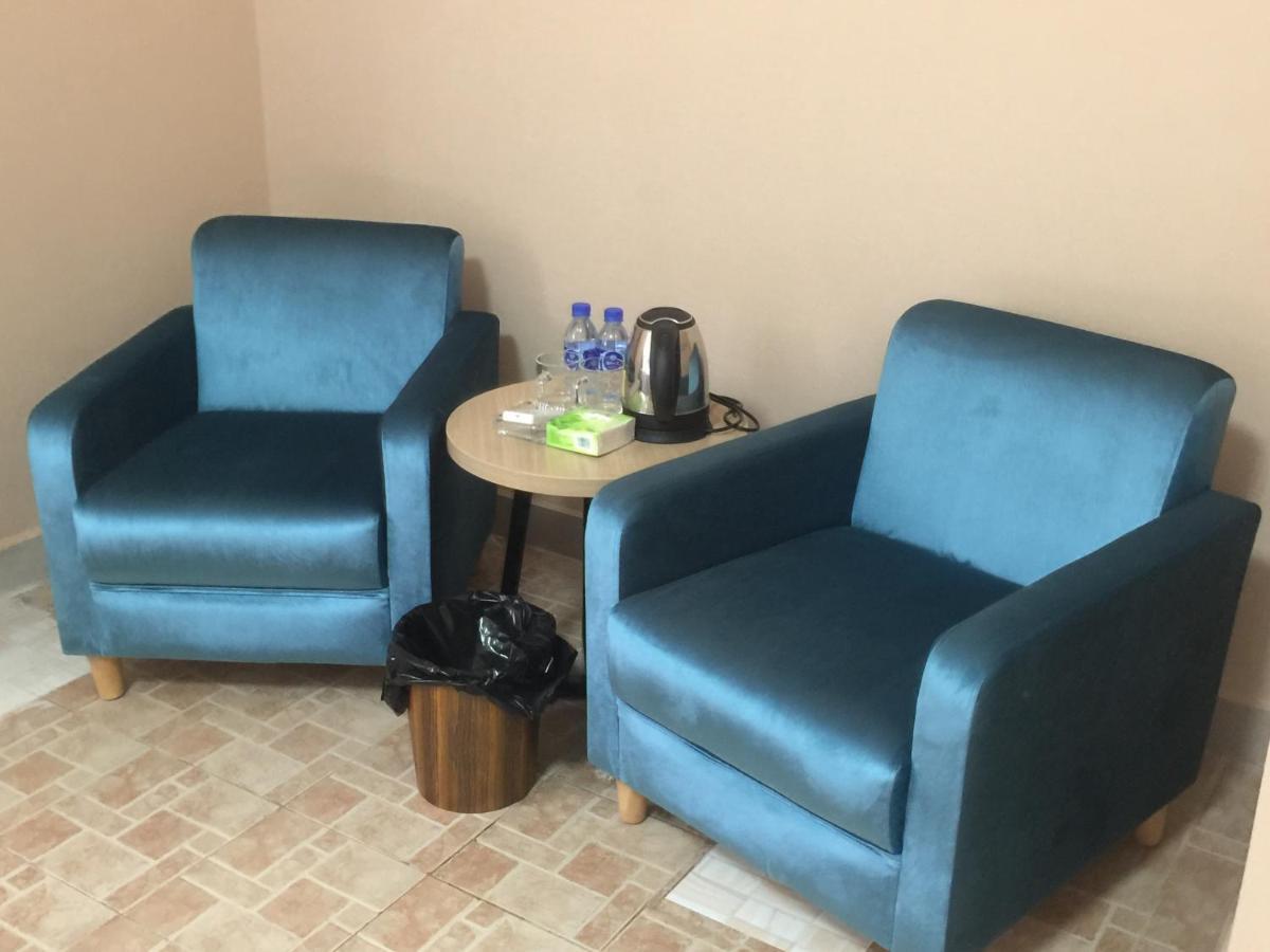 Golden Rooster Hotel Sihanoukville Bagian luar foto